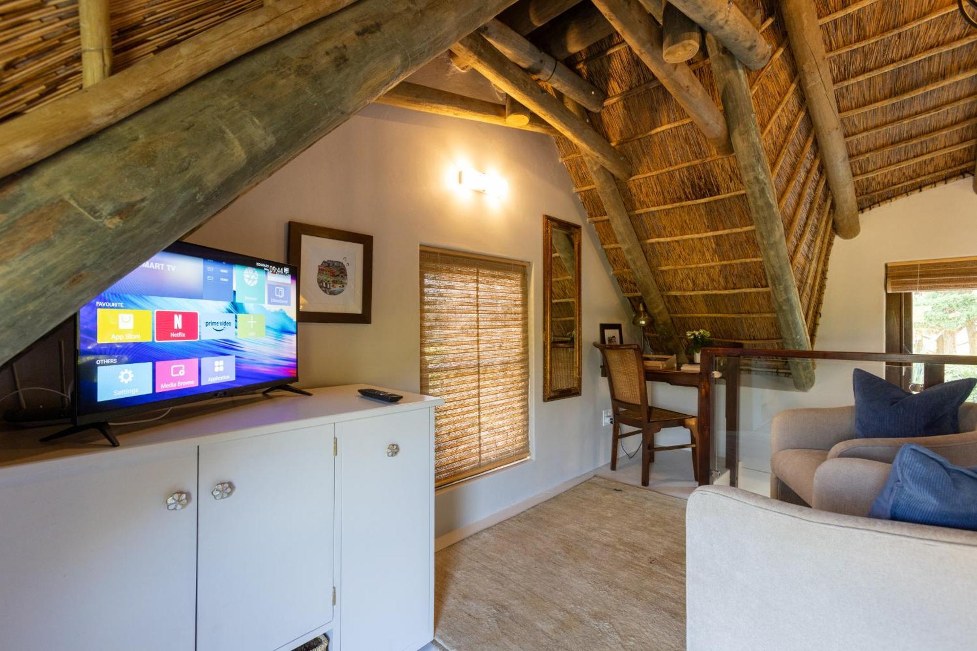 Serene, Thatched Apartment In Noordhoek, Cape Town Eksteriør bilde